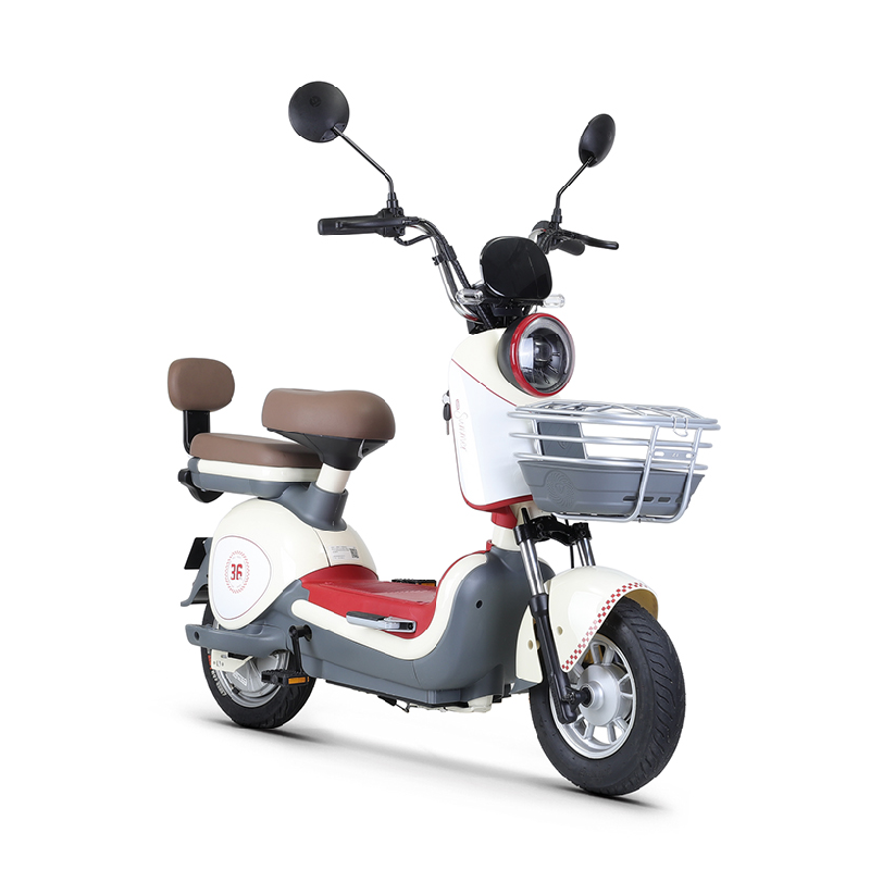 FARA PERMIS Carte RAR INCLUSA Scuter electric KUBA SWEET putere motor 350 W viteză 25 Km/oră autonomie 50 Km